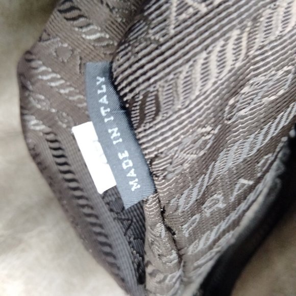 Prada Hand Bag Green Nylon,Leather 3219075 - Picture 9 of 9